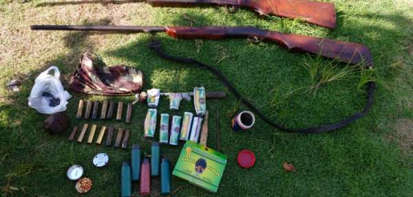 Polícia Civil de Colniza cumpre mandado e aprende armas de vários calibres na Linha 32