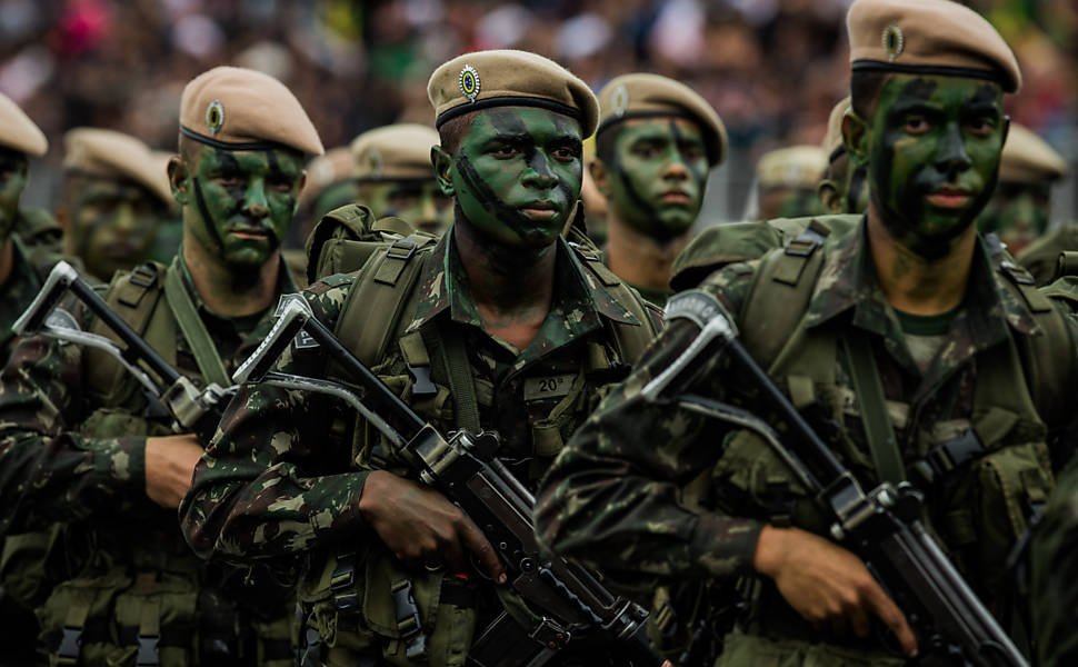 Reforma de militares economizará R$ 13 bilhões em 10 anos, diz Mourão