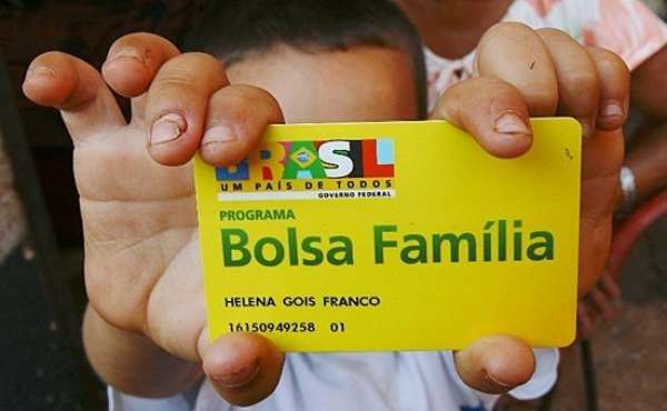 Governo diz que vai liberar R$ 1,1 bilhão para reajustar Bolsa Família