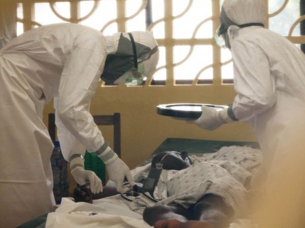 Risco de ebola propagar-se para Brasil é baixo, segundo Ministério da Saúde