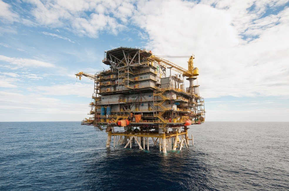 Produção nacional de petróleo avança pelo 3º ano em 2016, diz ANP
