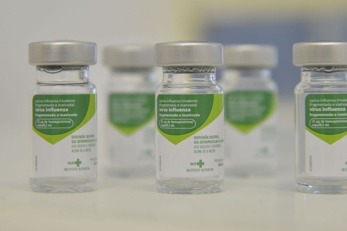 Nova etapa de vacinação contra a gripe inclui forças de segurança