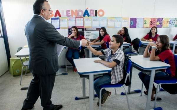 Governo lança o 'Transforma Educação' com investimento de R$ 43 milhões na região norte