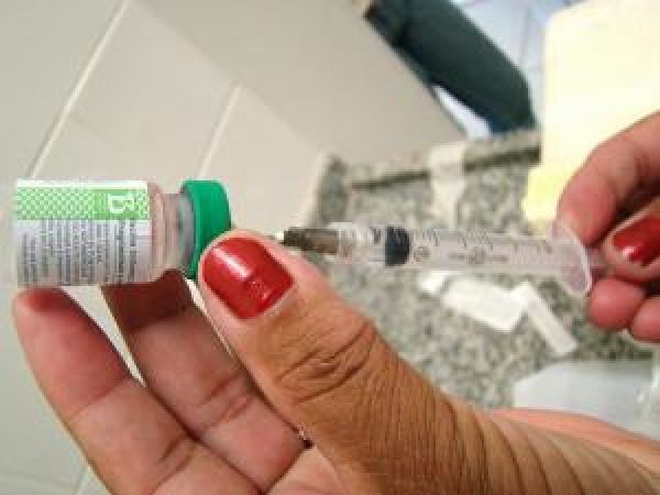 Anvisa suspende comércio e uso de lote de medicação antiviral injetável