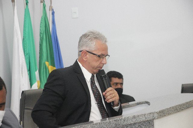 Vereador presidente da Comissão de educação na Câmara de Colniza, cobra agilidade por parte do Executivo nas licitações