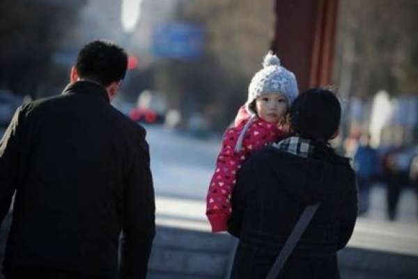 China aprova fim da política do filho único, diz The Guardian