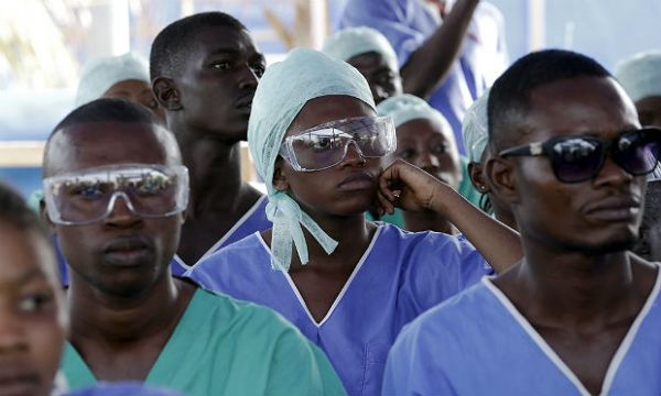 Ebola: enfermeiros fazem greve no norte de Serra Leoa