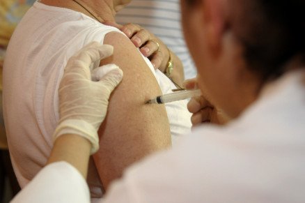 Anvisa libera serviço de vacinação em farmácias de todo o país